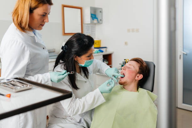 Best Dentist Open Late Near Me  in Sunray, TX